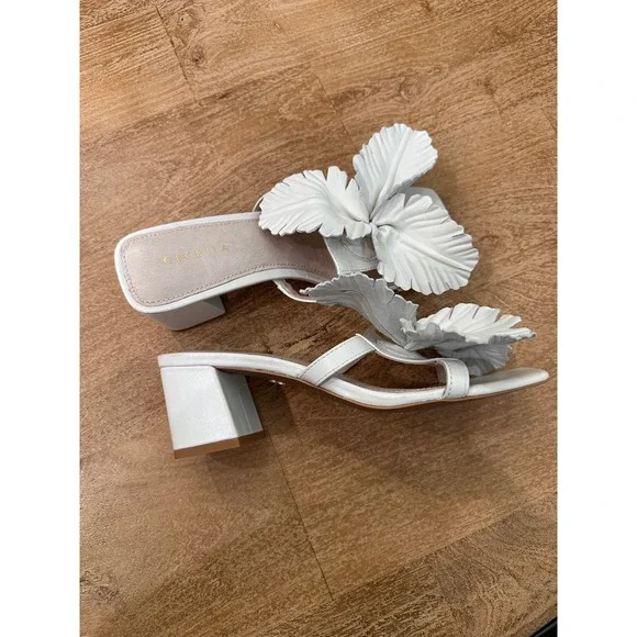 Cecelia New York White Leather Floral Block Heel Sandals Mules Size 7 Square Toe